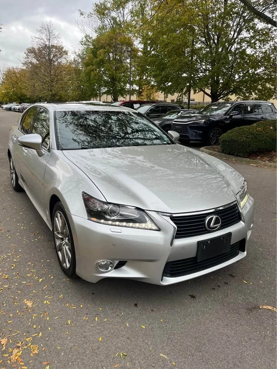 2014 Lexus GS 4th Gen - Image 9 of 18