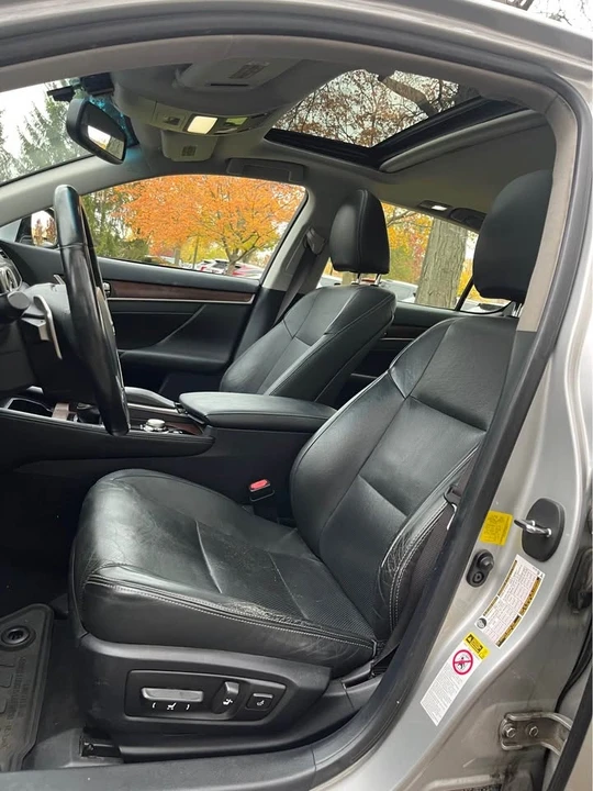 2014 Lexus GS 4th Gen - Image 12 of 18