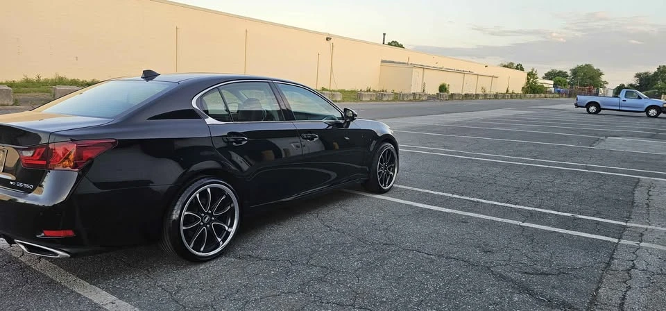 2014 Lexus GS 4th Gen - Image 4 of 16