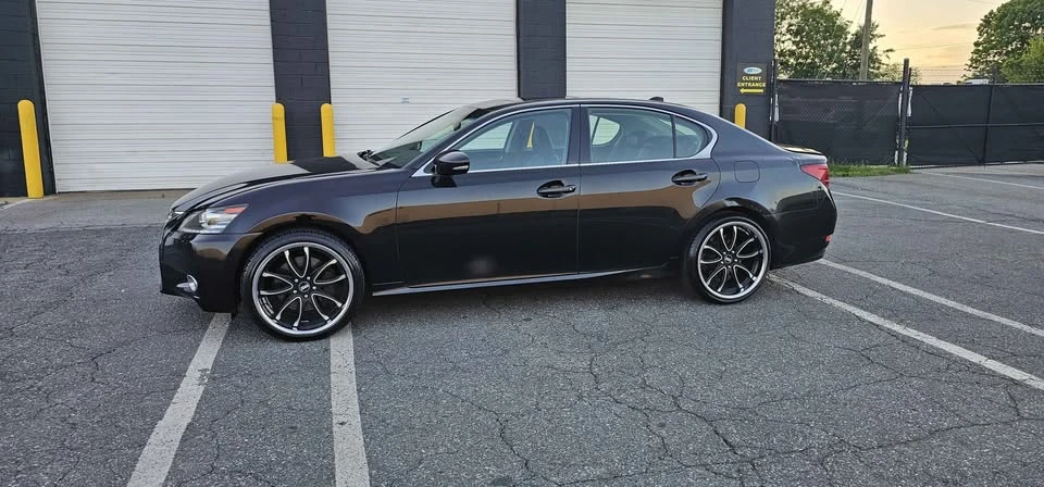 2014 Lexus GS 4th Gen - Image 2 of 16