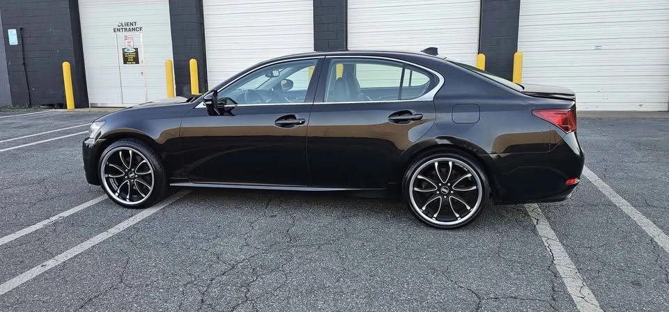 2014 Lexus GS 4th Gen - Image 5 of 16