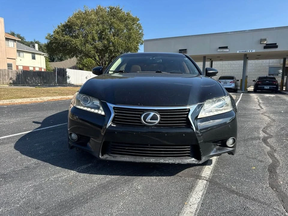 2014 Lexus GS 4th Gen - Image 12 of 16