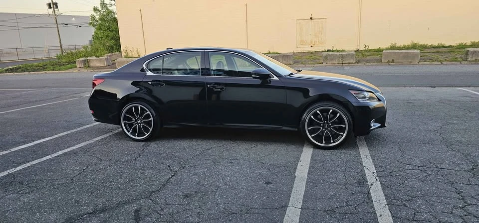 2014 Lexus GS 4th Gen - Image 11 of 16