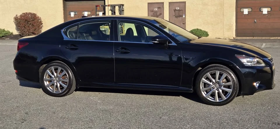 2014 Lexus GS 4th Gen - Image 10 of 11