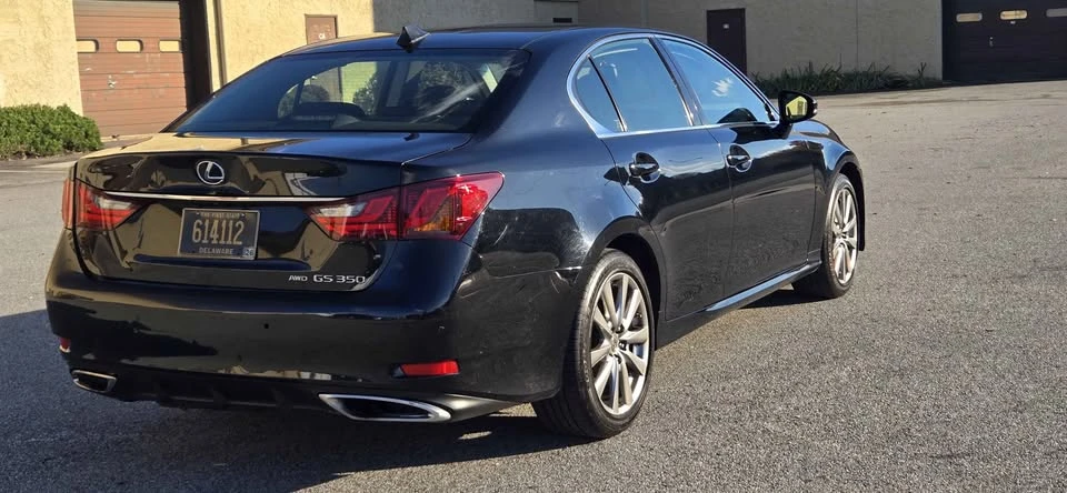 2014 Lexus GS 4th Gen - Image 11 of 11