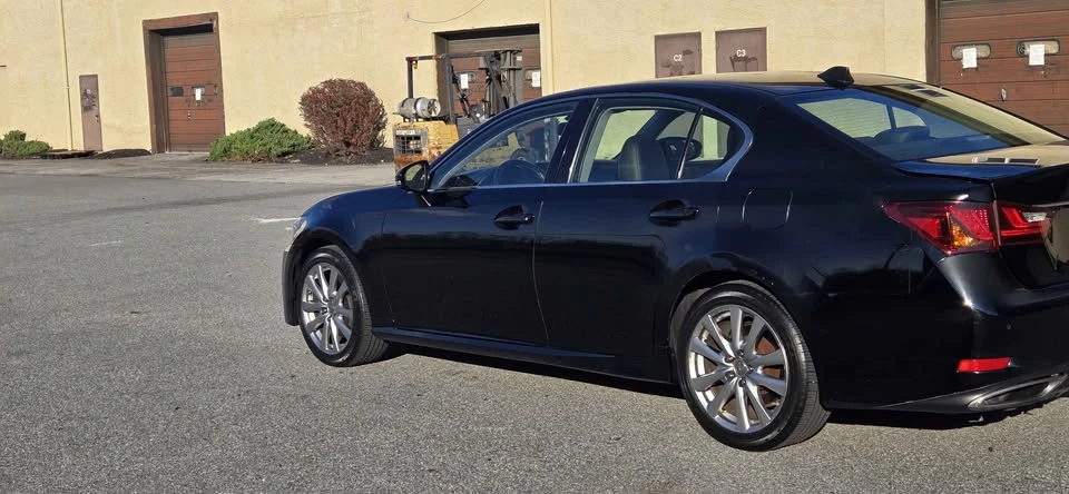 2014 Lexus GS 4th Gen - Image 4 of 11