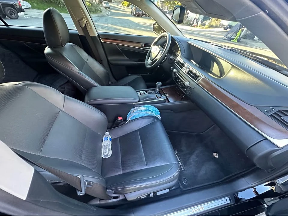 2014 Lexus GS 4th Gen - Image 18 of 19