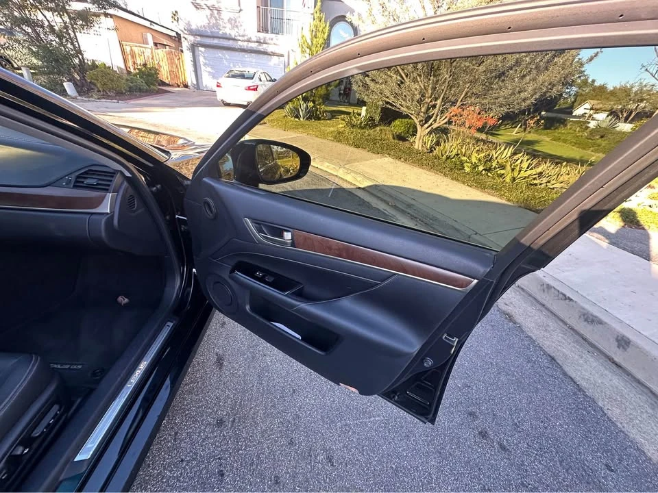 2014 Lexus GS 4th Gen - Image 13 of 19