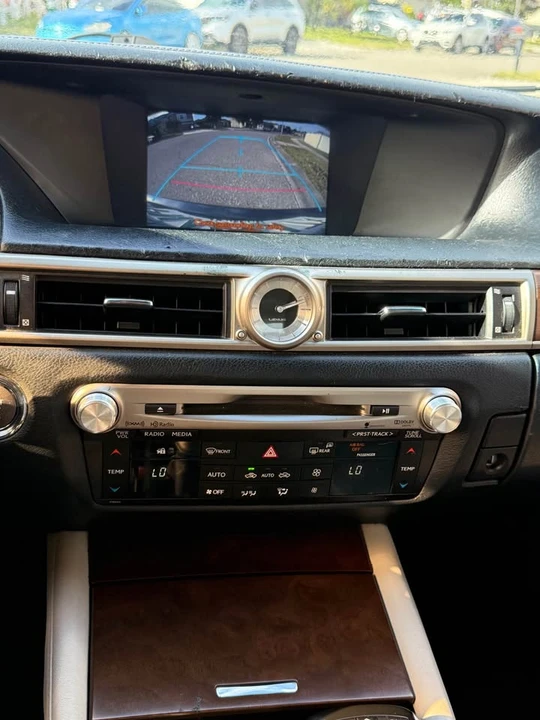 2014 Lexus GS 4th Gen - Image 8 of 10