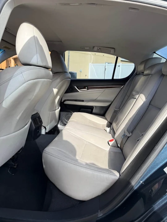 2014 Lexus GS 4th Gen - Image 5 of 10