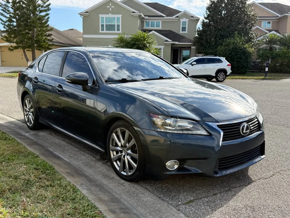 2014 Lexus GS 4th Gen - Image 9 of 10