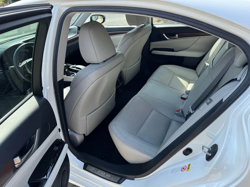 2014 Lexus GS 4th Gen - Image 6 of 15