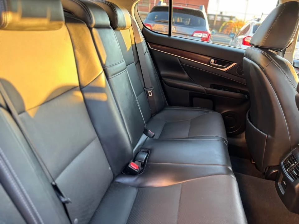 2014 Lexus GS 4th Gen - Image 12 of 15