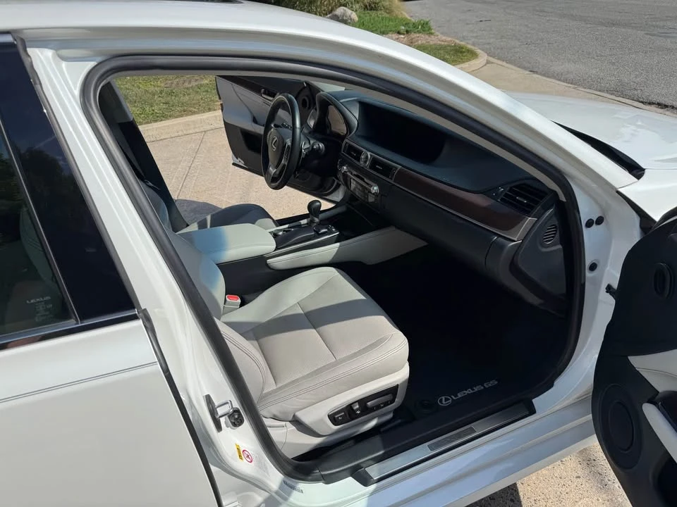2014 Lexus GS 4th Gen - Image 8 of 15
