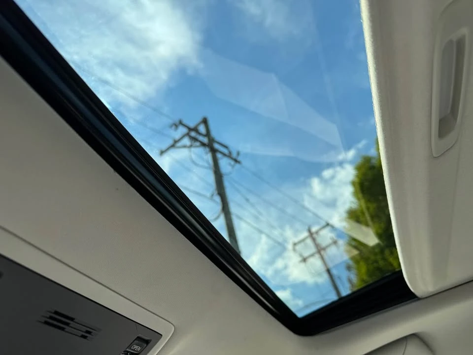 2014 Lexus GS 4th Gen - Image 15 of 15