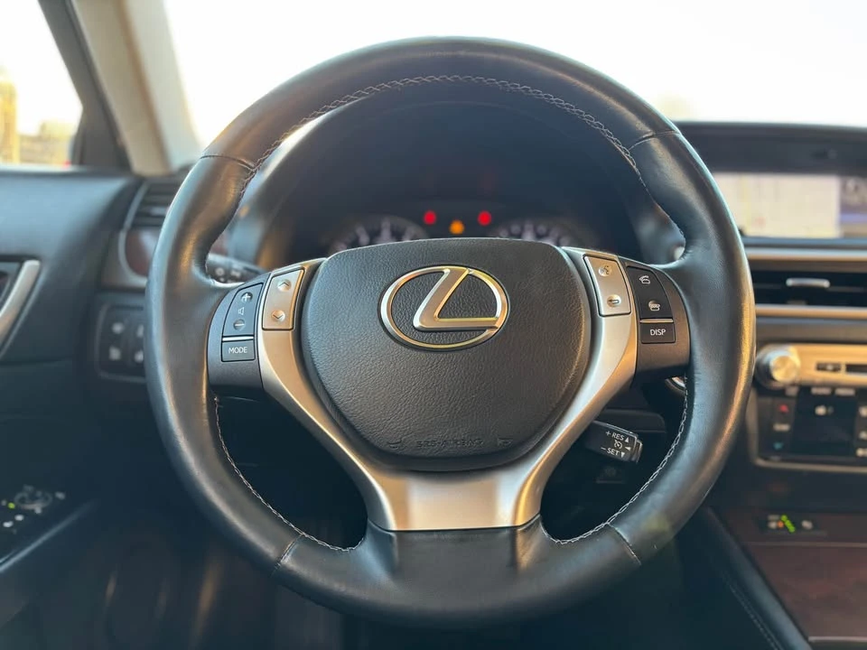 2014 Lexus GS 4th Gen - Image 11 of 15