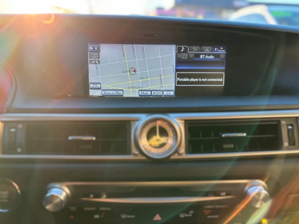 2014 Lexus GS 4th Gen - Image 13 of 15