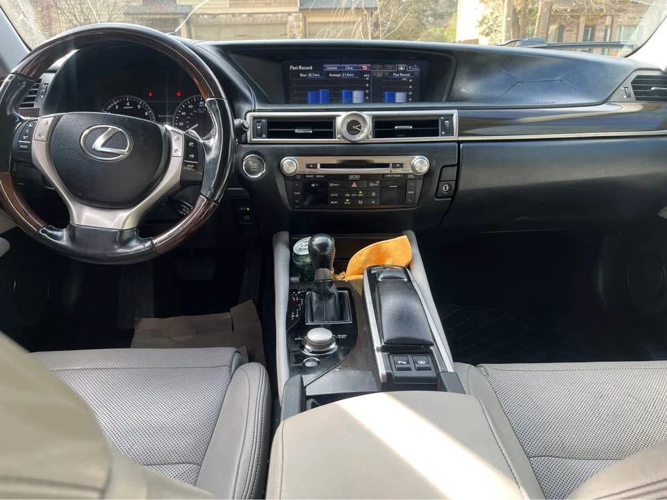 2014 Lexus GS 4th Gen - Image 9 of 10
