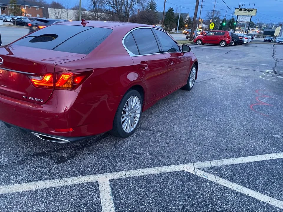 2014 Lexus GS 4th Gen - Image 19 of 20