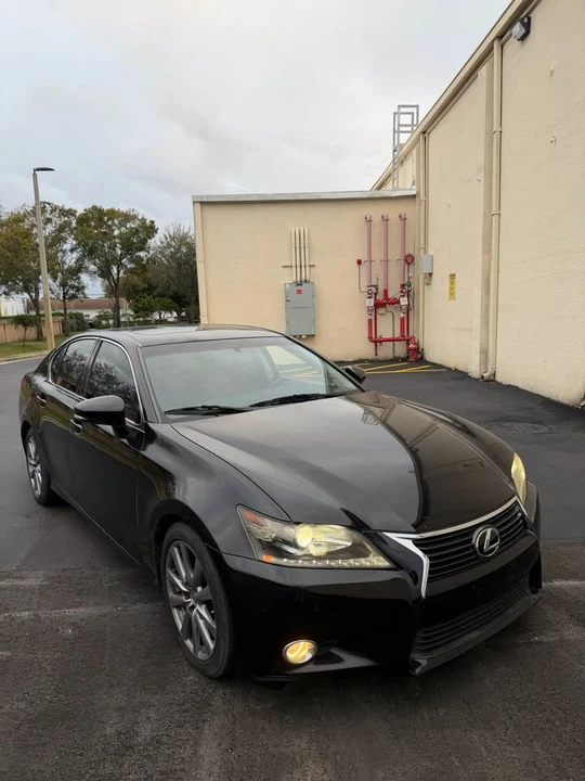 2014 Lexus GS 4th Gen - Image 2 of 8
