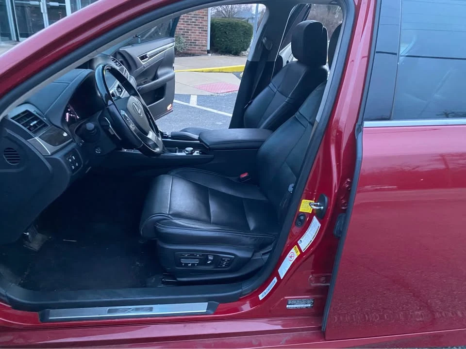 2014 Lexus GS 4th Gen - Image 13 of 20
