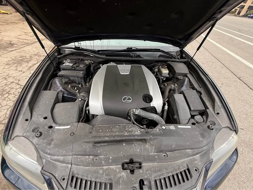 2014 Lexus GS 4th Gen - Image 10 of 11