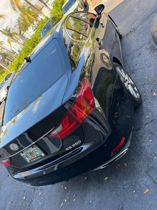 2014 Lexus GS 4th Gen - Image 12 of 18