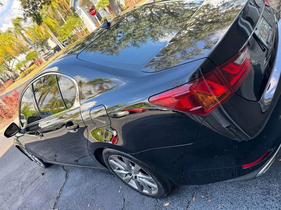 2014 Lexus GS 4th Gen - Image 11 of 18
