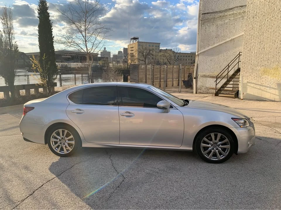 2014 Lexus GS 4th Gen - Image 15 of 15