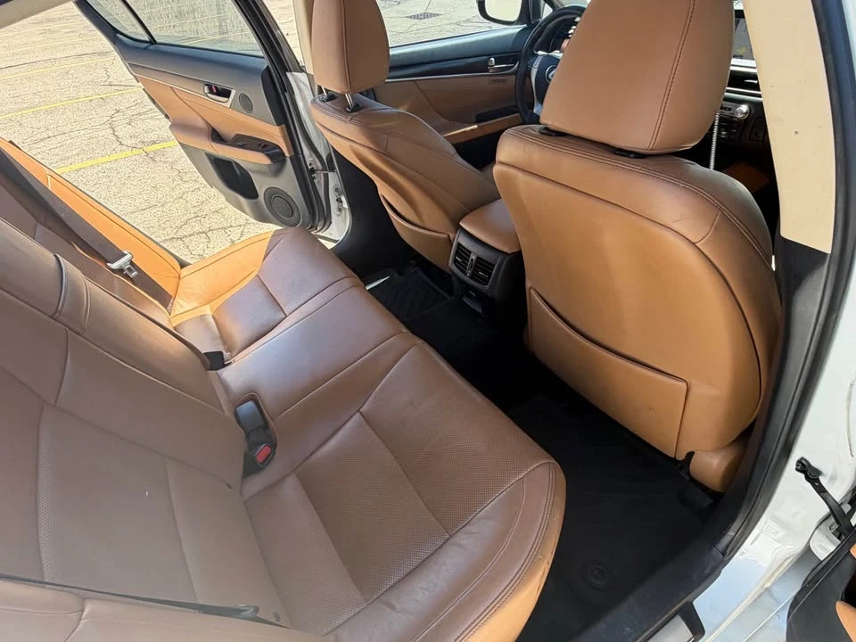 2014 Lexus GS 4th Gen - Image 11 of 14