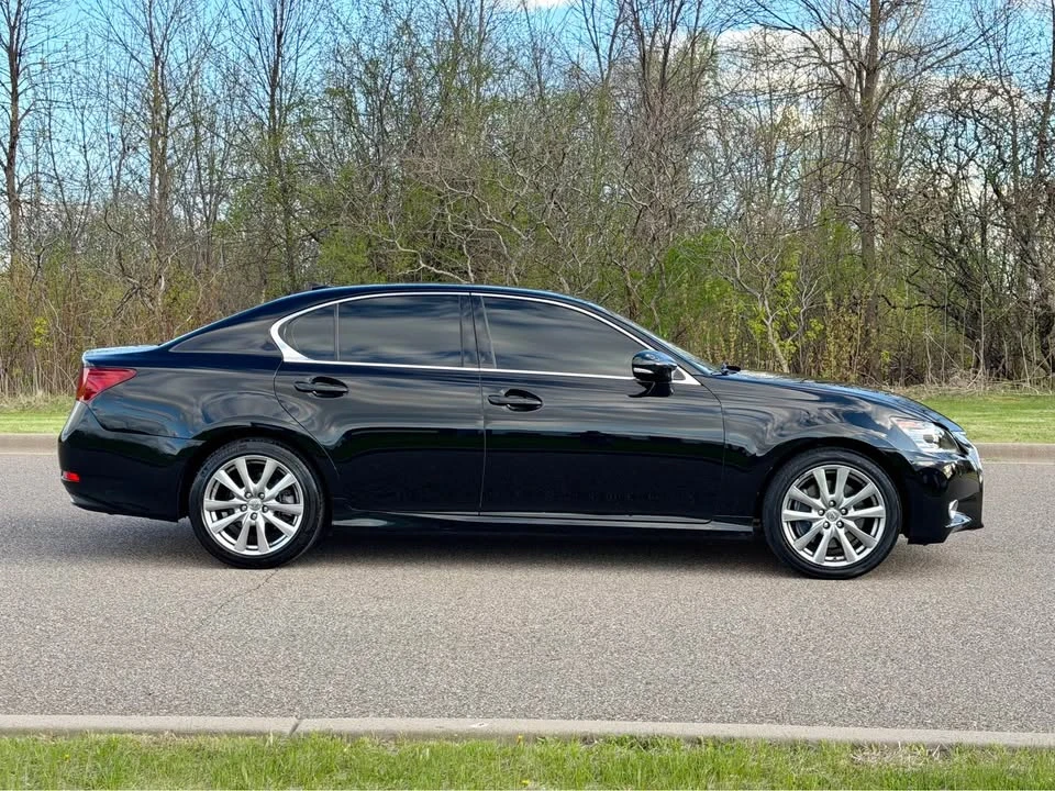 2014 Lexus GS 4th Gen - Image 4 of 20