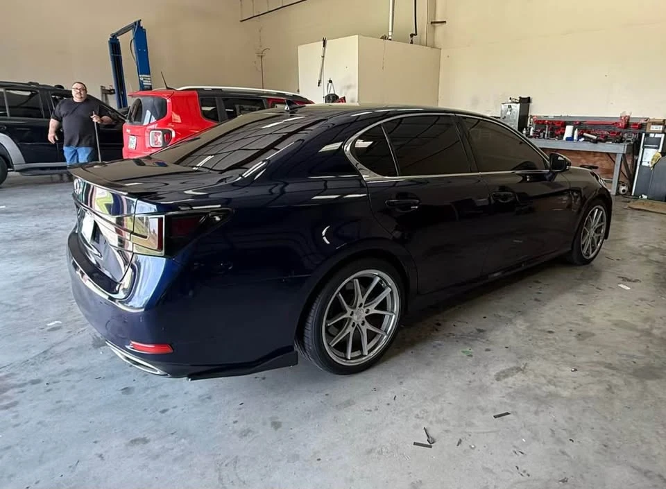 2014 Lexus GS 4th Gen - Image 3 of 17
