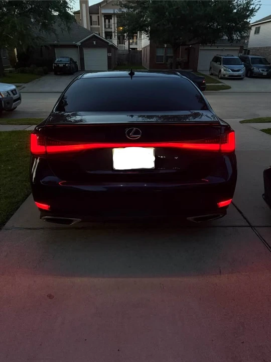 2014 Lexus GS 4th Gen - Image 13 of 17