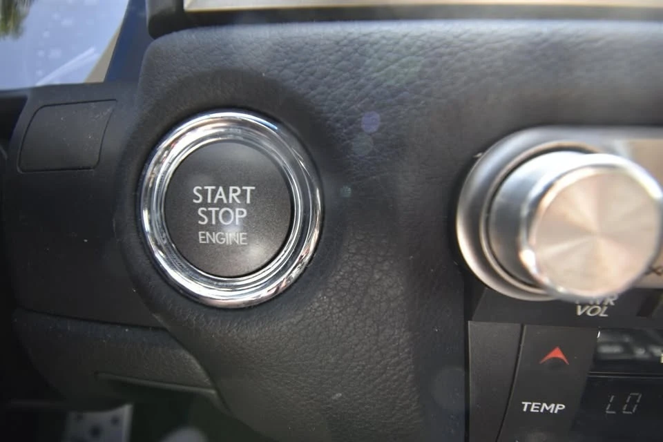 2014 Lexus GS 4th Gen - Image 18 of 20