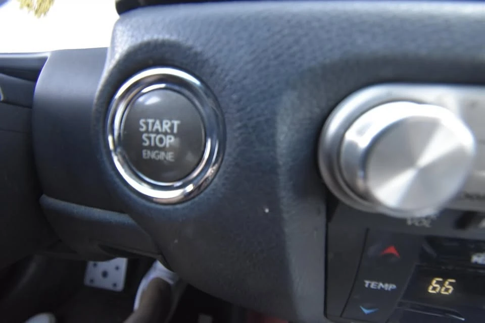 2014 Lexus GS 4th Gen - Image 10 of 20