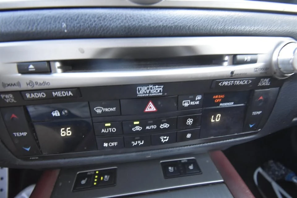 2014 Lexus GS 4th Gen - Image 11 of 20