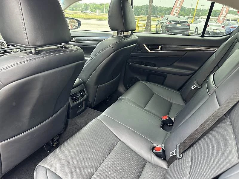 2014 Lexus GS 4th Gen - Image 11 of 12
