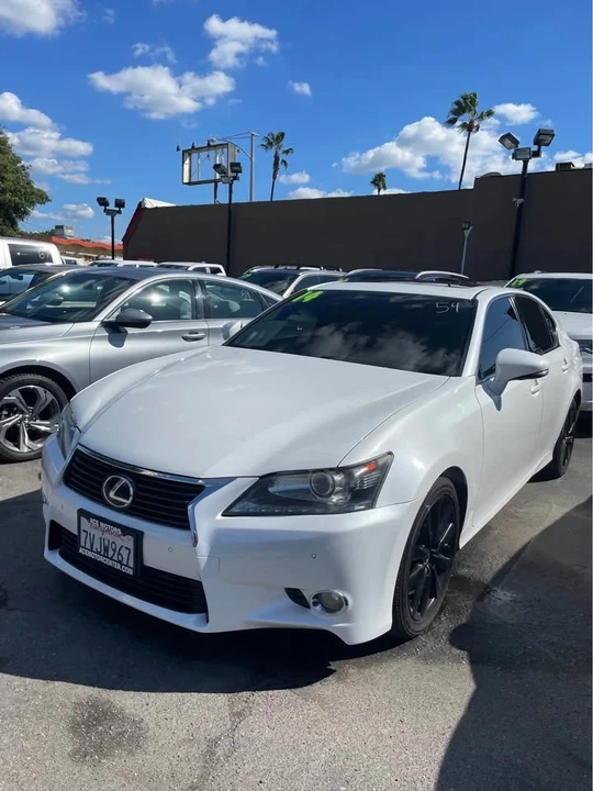2014 Lexus GS 4th Gen - Image 2 of 3