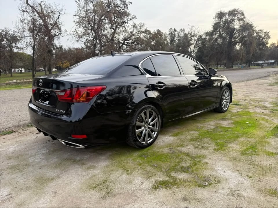 2014 Lexus GS 4th Gen - Image 4 of 12