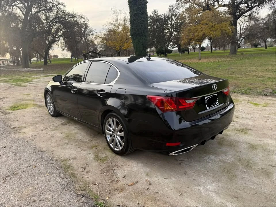 2014 Lexus GS 4th Gen - Image 3 of 12