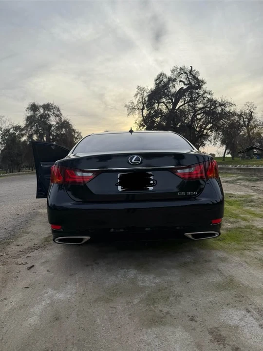 2014 Lexus GS 4th Gen - Image 2 of 12