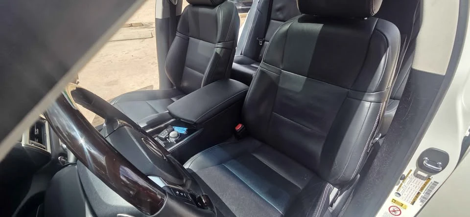 2014 Lexus GS 4th Gen - Image 11 of 20