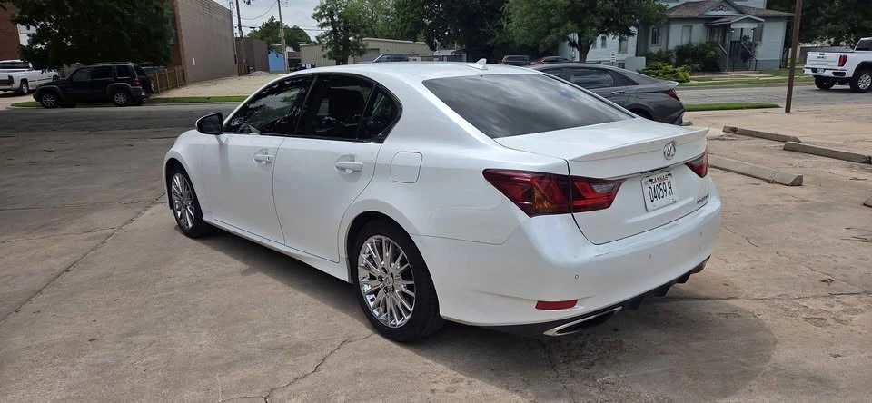 2014 Lexus GS 4th Gen - Image 4 of 20