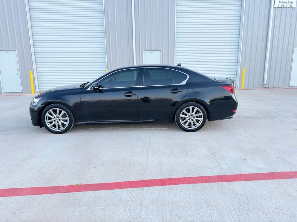 2014 Lexus GS 4th Gen - Image 8 of 19