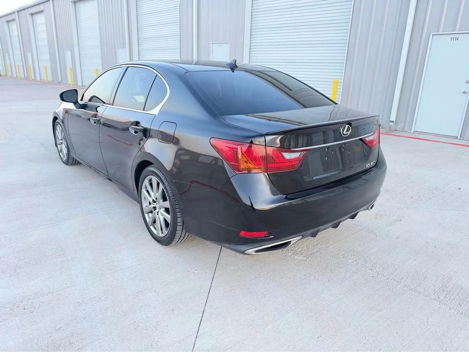 2014 Lexus GS 4th Gen - Image 9 of 19