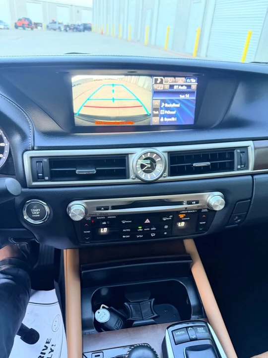 2014 Lexus GS 4th Gen - Image 14 of 19