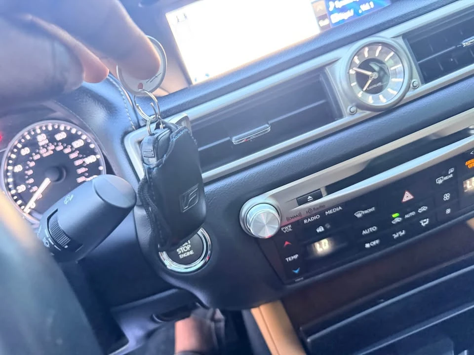 2014 Lexus GS 4th Gen - Image 19 of 19