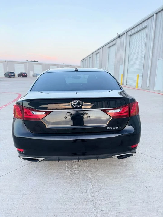 2014 Lexus GS 4th Gen - Image 7 of 19