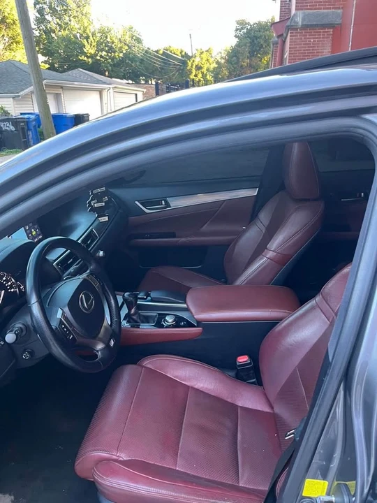 2014 Lexus GS 4th Gen - Image 11 of 17