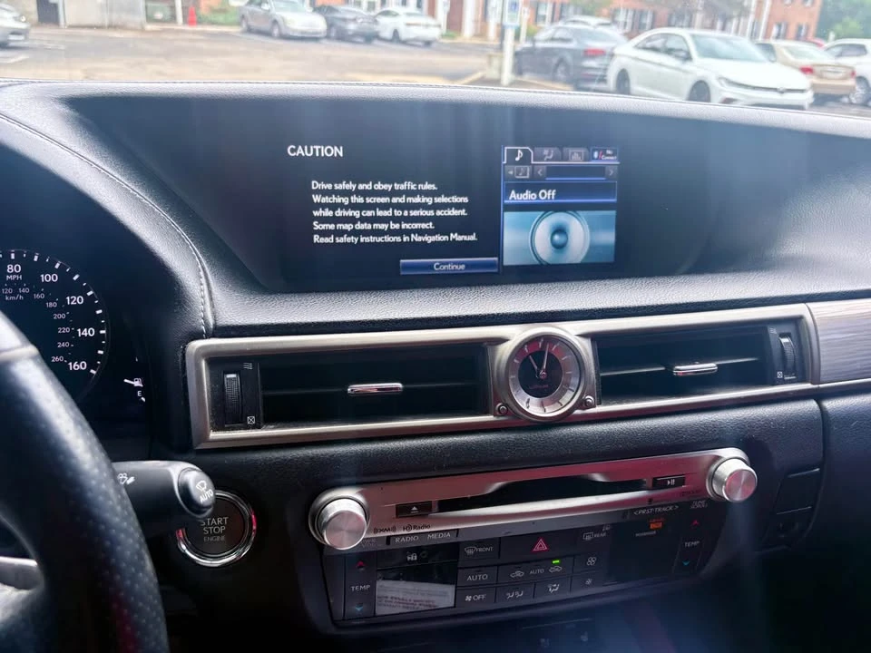 2014 Lexus GS 4th Gen - Image 12 of 13